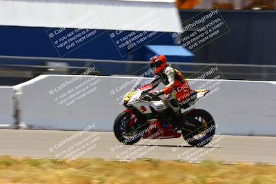 media/Apr-30-2023-CRA (Sun) [[020fcf5d43]]/Race 3-1000 Amateur Supersport/